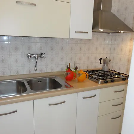 Апартаменти Bright Flat Close To The Бібіоне